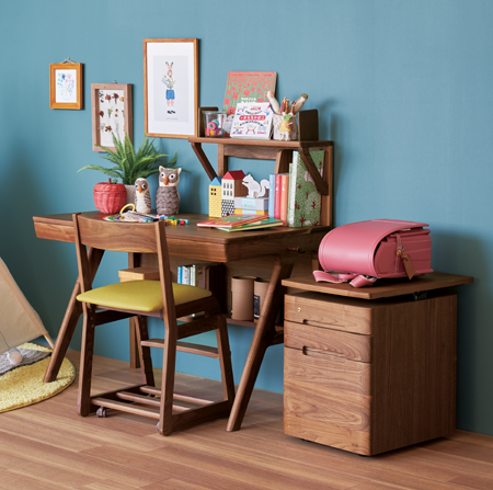 楢(ナラ)材と国産にこだわった学習デスクコレクション2021｜浜本工芸
