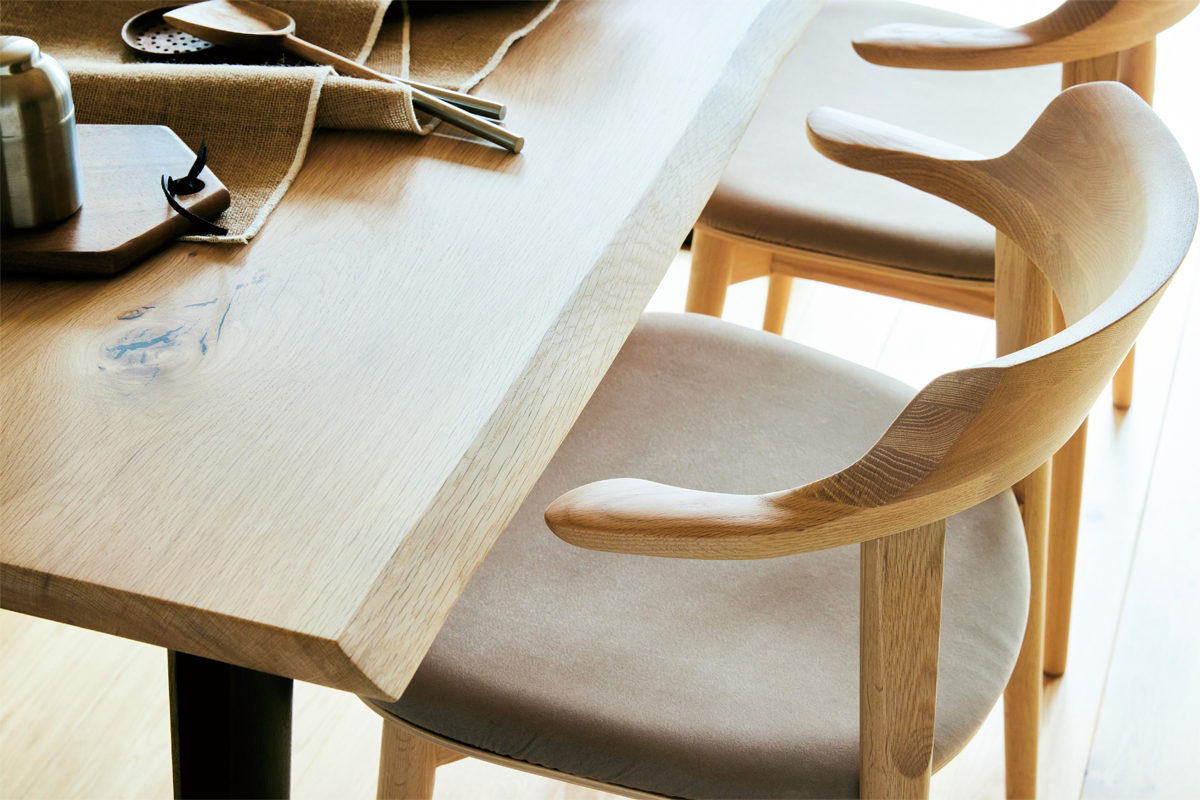 オーク材の魅力を最大限引き出したこだわりのチェア｜No.4900