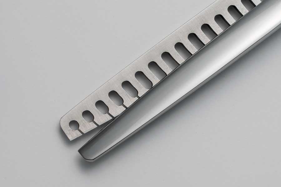 新しくなった 飛燕 K9 の 7インチ ブレンディング シザー｜美容ハサミ