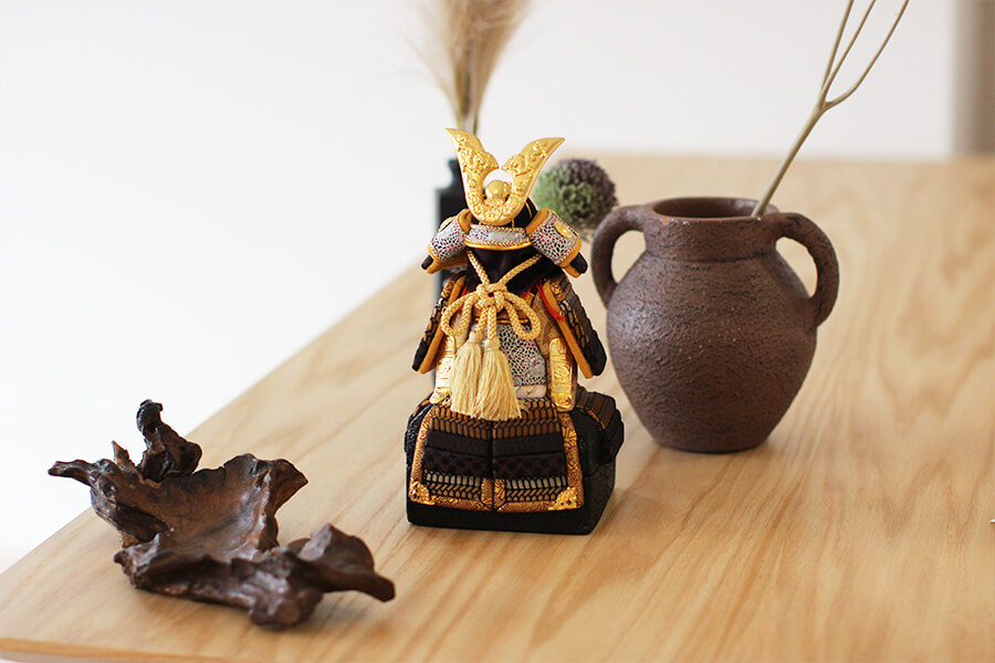 五月人形 - 木目込み鎧 - 稚 - わか - 手描きとんぼ - 金黒