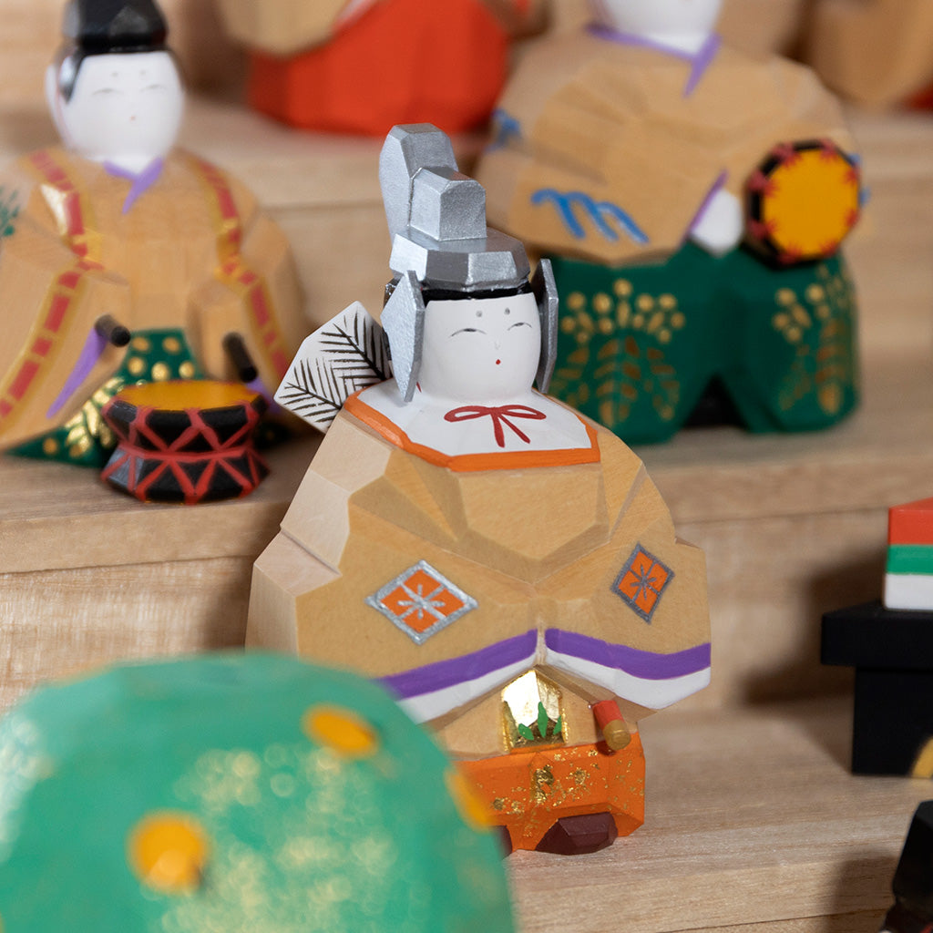 段飾雛 （特大） 神泉作 – 奈良一刀彫 誠美堂