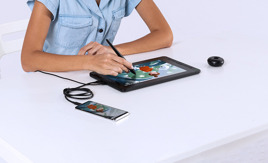 Huion Kamvas 12 Slim & Compact Pen Display