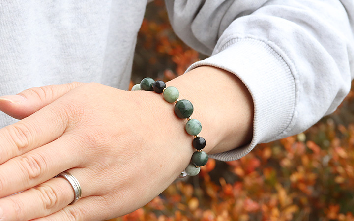 デザインブレス（出雲めのう・糸魚川翡翠・サヌカイト・糸魚川翡翠［淡