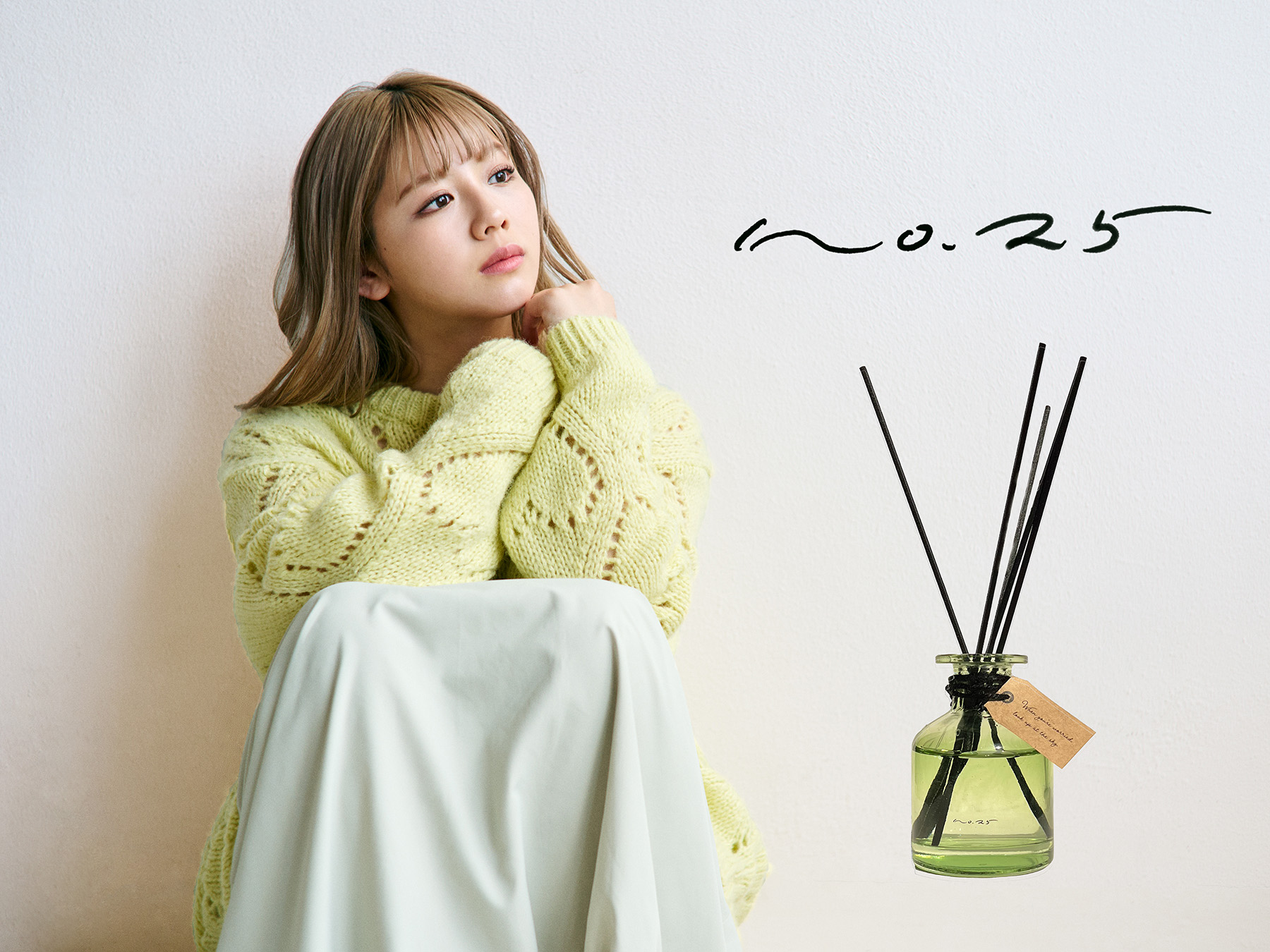 渡邉美穂プロデュース NO.25 香水 ディフューザー 1.キービジュアル-3.jpg