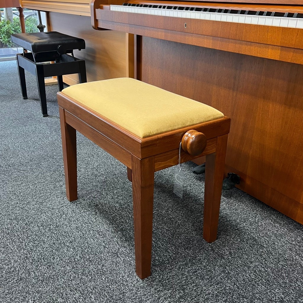 ピアノ椅子｜ディスカチャーチ｜輸入ピアノ.com／株式会社カモシタピアノ