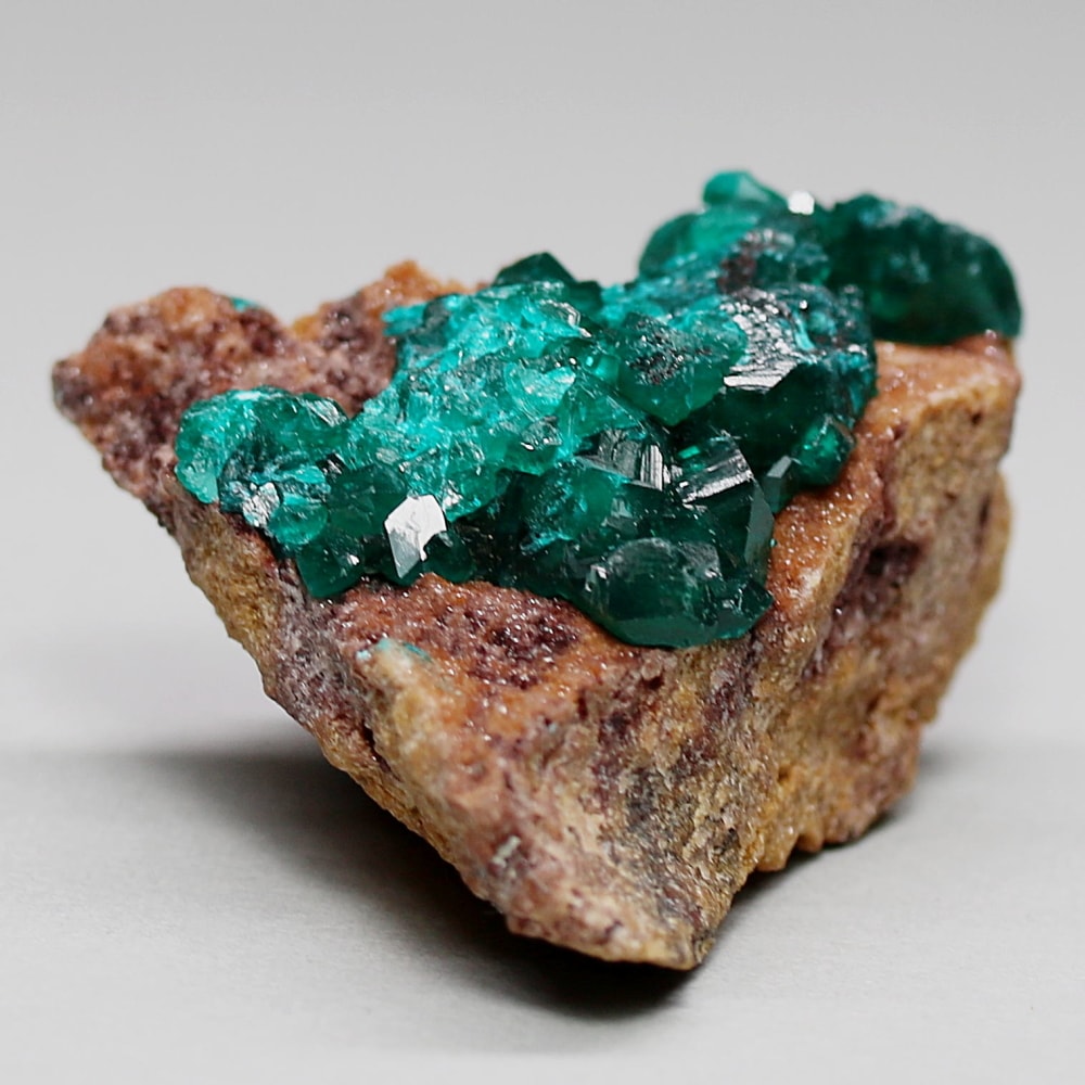 コンゴ産]ダイオプテーズ結晶原石/母岩付き（22.8g） - 埼玉県吉川市の