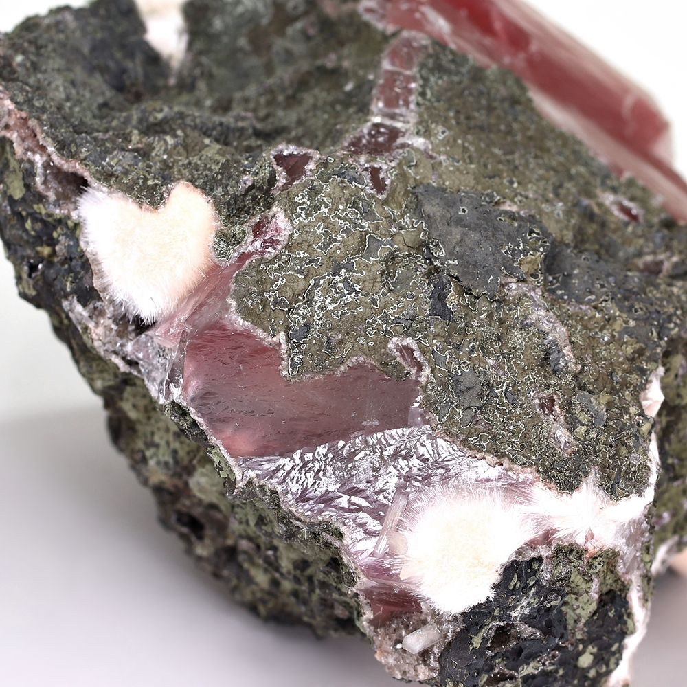 激レア！]インド/マハラシュトラ州産レッドカルサイト原石/メソライト