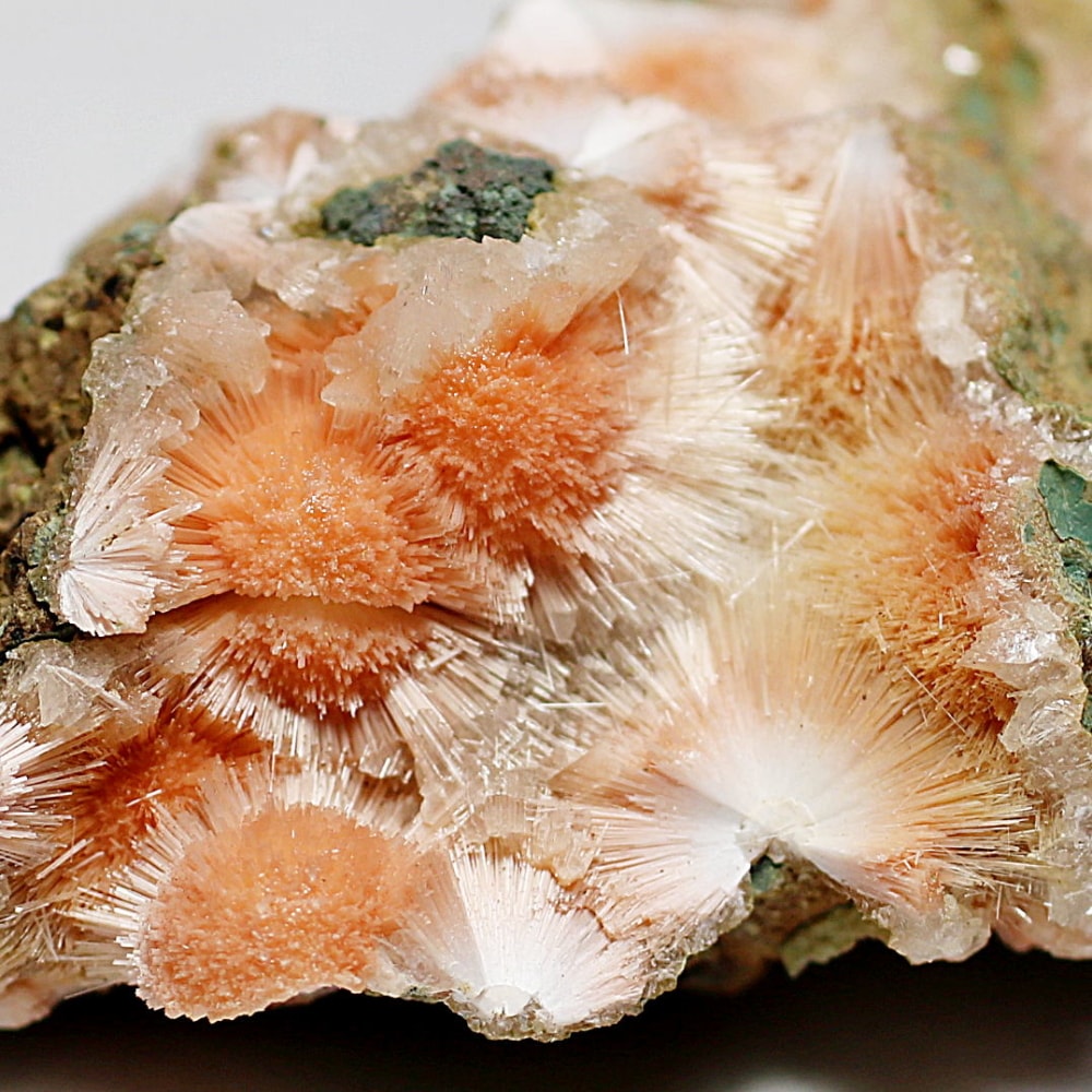 インド産]トムソナイト＆メソライト結晶原石 - 埼玉県吉川市の天然石