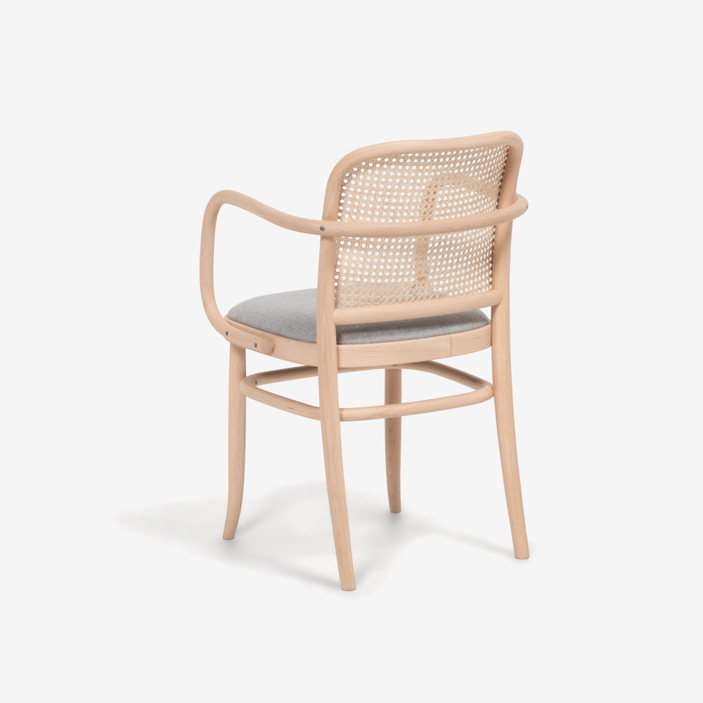 秋田木工 ダイニングチェア（肘付き）「712A-RU」ブナ材 白木塗装色/張