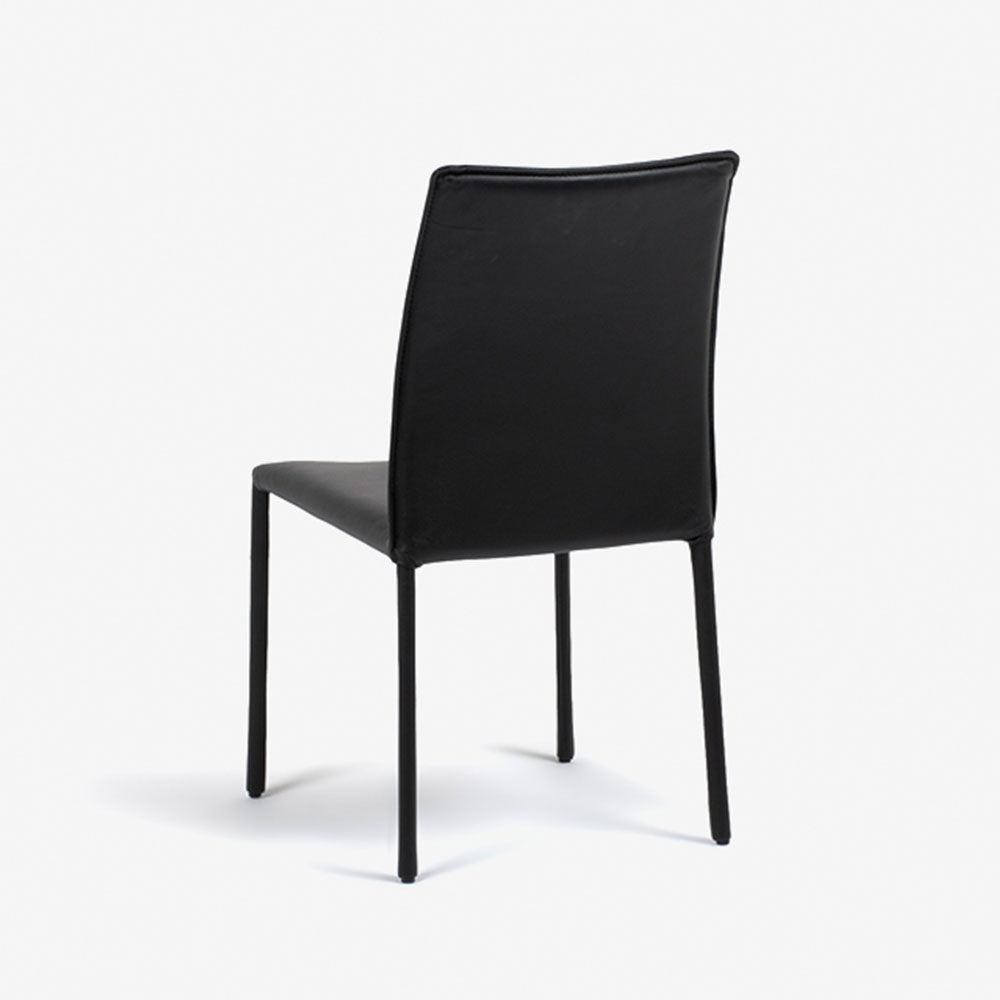 ダイニングチェア「ルッソ」革ブラック色 | 【公式】大塚家具