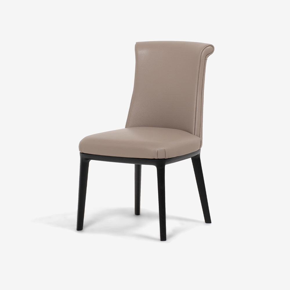 PoltronaFrau（ポルトローナ・フラウ）カウンターチェア「モンテーラ