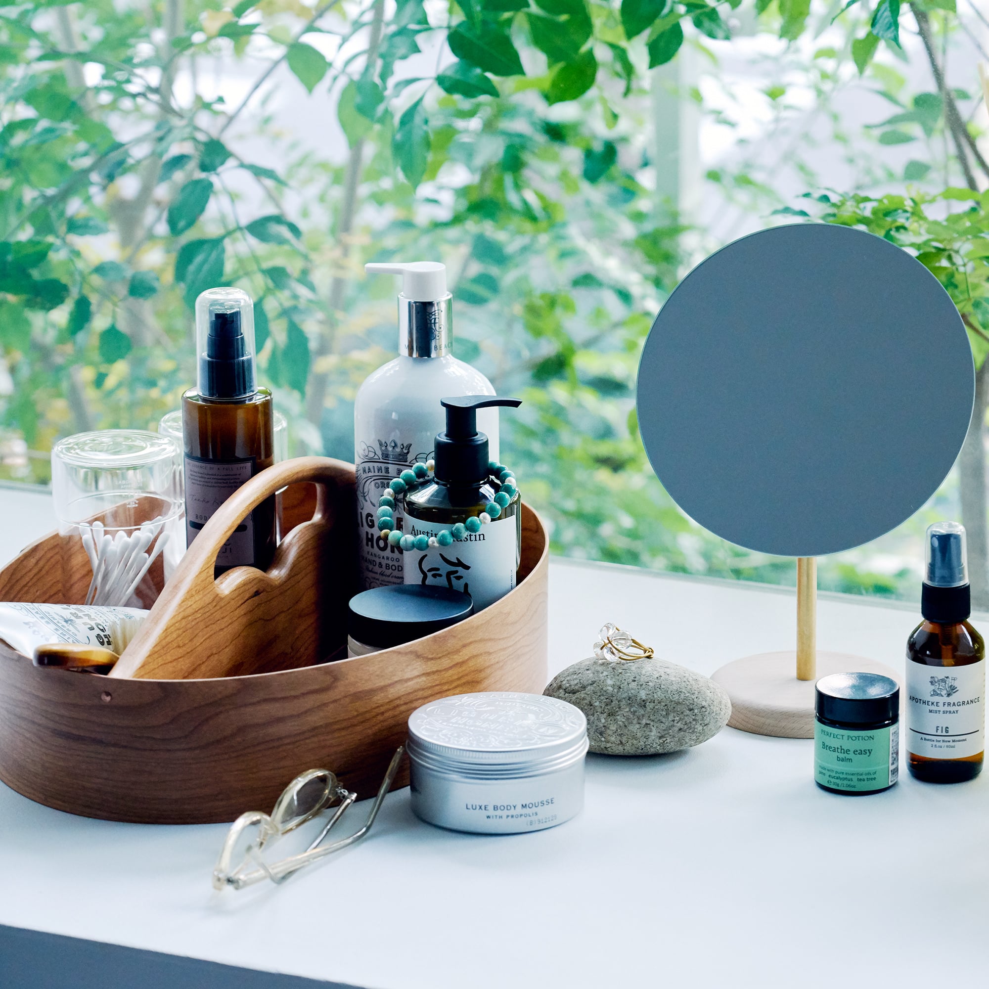 BP. MAKE UP MIRROR 真鍮×真鍮｜リラックス・バス一覧｜IDEE SHOP Online