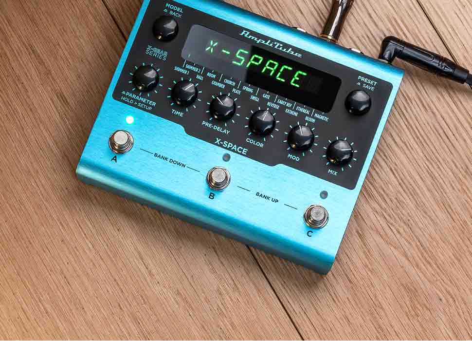 AmpliTube X-GEAR X-SPACE reverb pedal