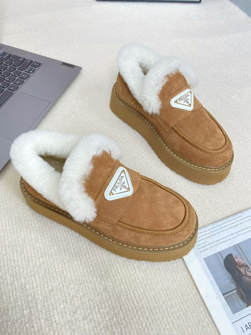 Prada プラダモカシン レディース 秋冬 ローヒール スリッポン