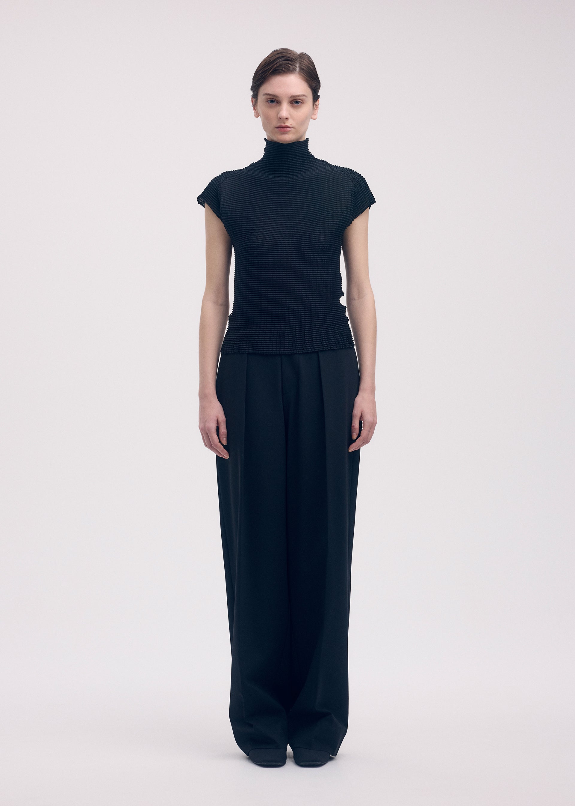 WOOLY PLEATS BK/WT-58 – isseymiyake.com