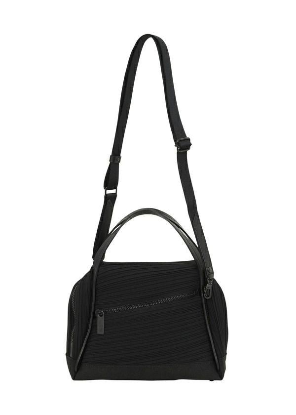 BIAS PLEATS BAG – isseymiyake.com