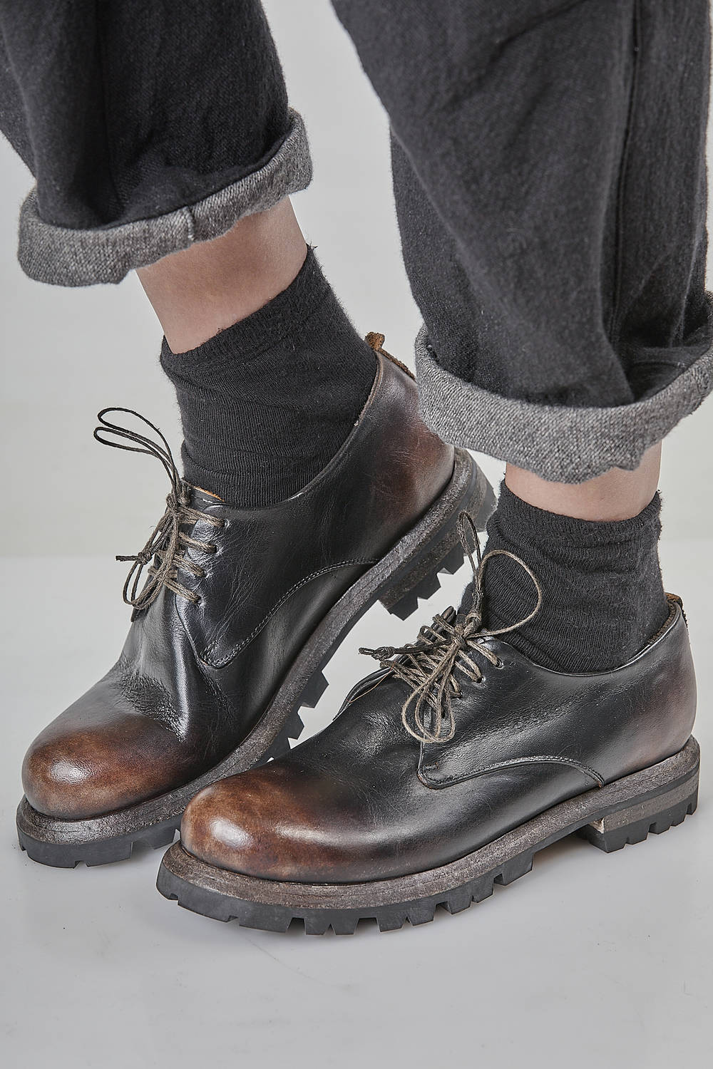 SHOTO - Handmade Shoe In Washed And Faded Leather :: Ivo Milan