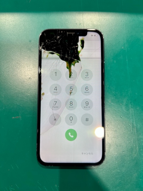 iPhone12画面交換を承りました！ | iPhone修理アイサポ 修理事例