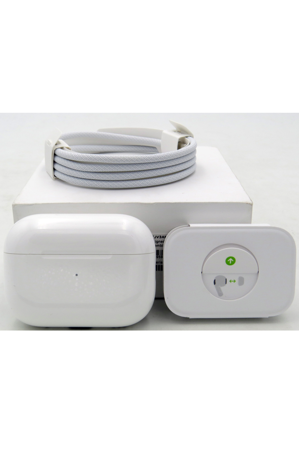 Apple AirPods Pro 2nd Generation Gen 2 2023 A2968 with Magsafe USB