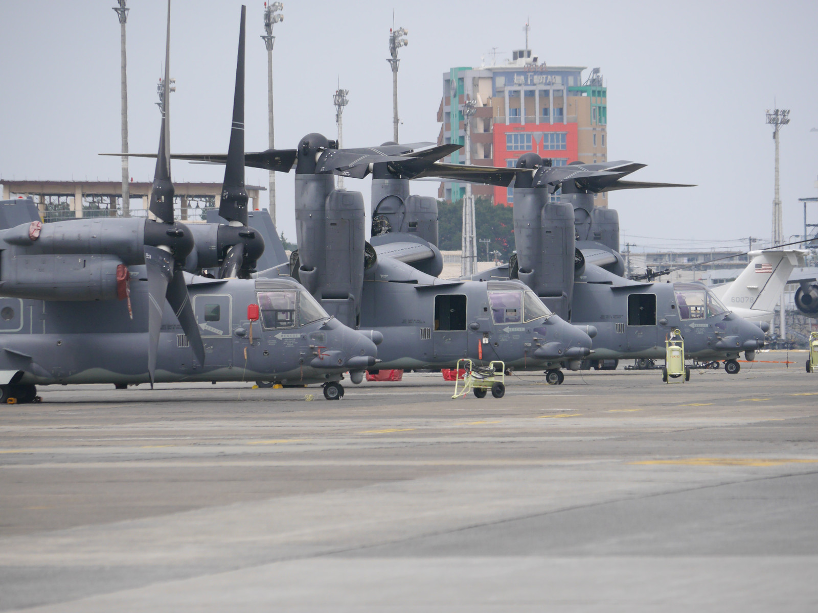 米軍横田基地】オスプレイ 特殊作戦飛行隊に再編式典 | 日本共産党東京