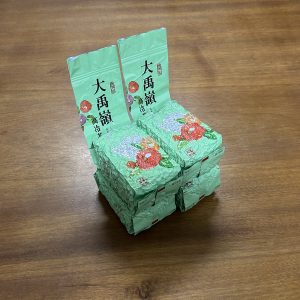 臻選大禹嶺高冷茶提盒| 臻德茶苑