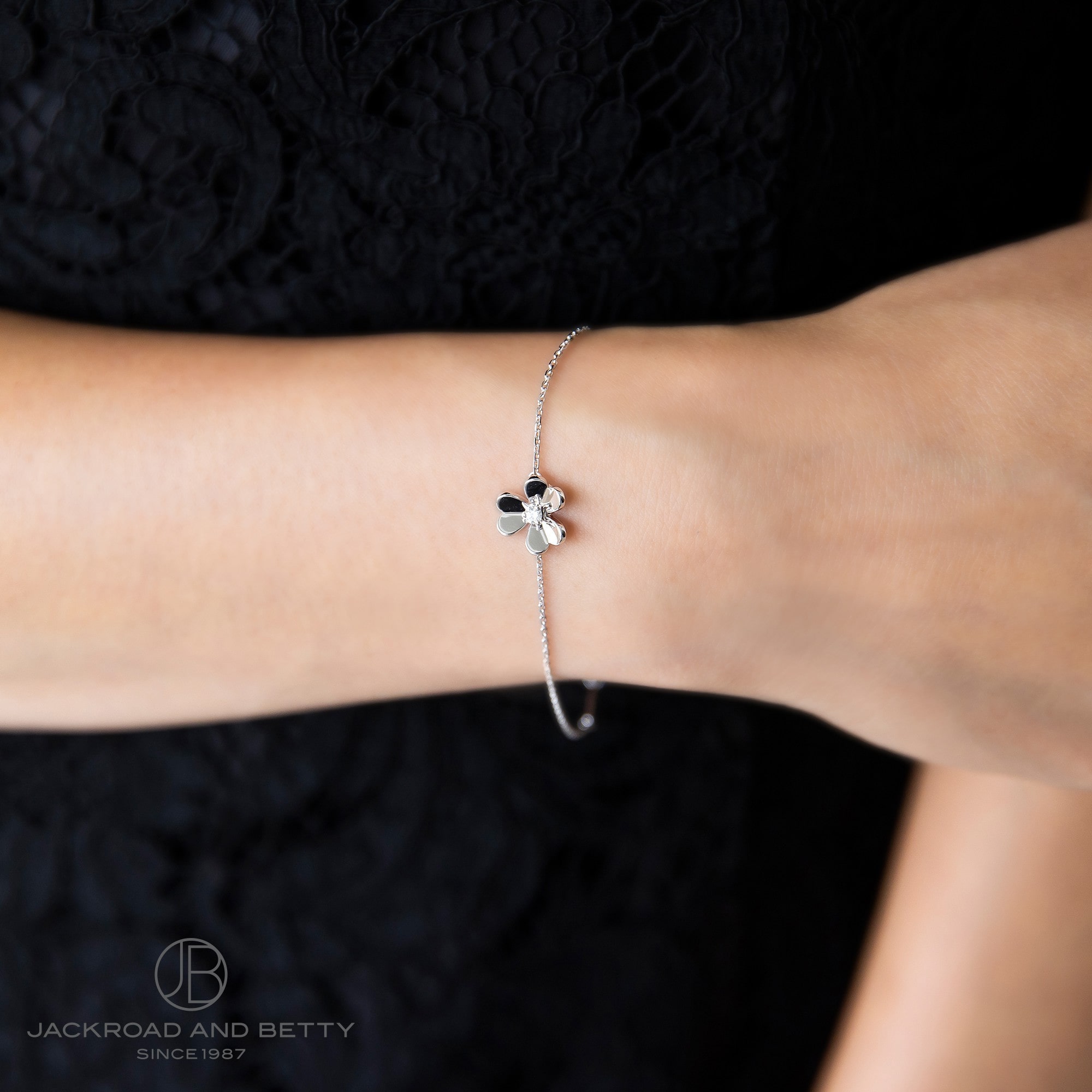 フリヴォル ブレスレット ミニモデル[VCARP0J500] Frivole Bracelet