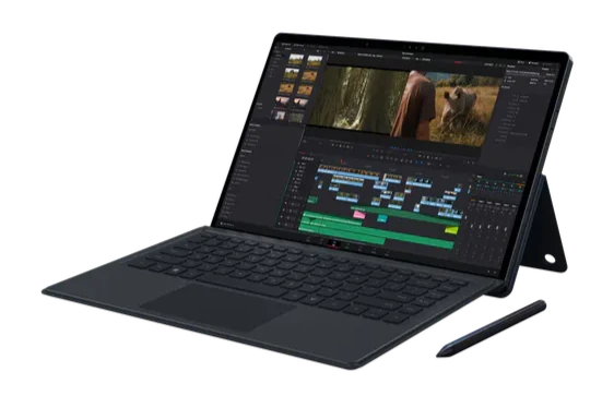 Minisforum V3 NB-MV3 3-in-1 AMD Windows Tablet Ryzen 7 8840U / AMD Rad