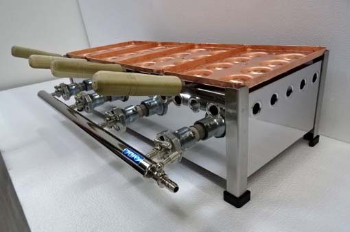 明石焼き器（手打ち銅板鍋付） 8穴x4連