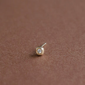 K10 フレークピアス(片耳)