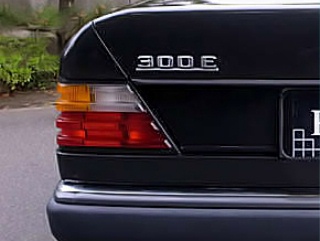 Mercedes-Benz E class W124 用パーツ／後期テール W124 94y スタイル