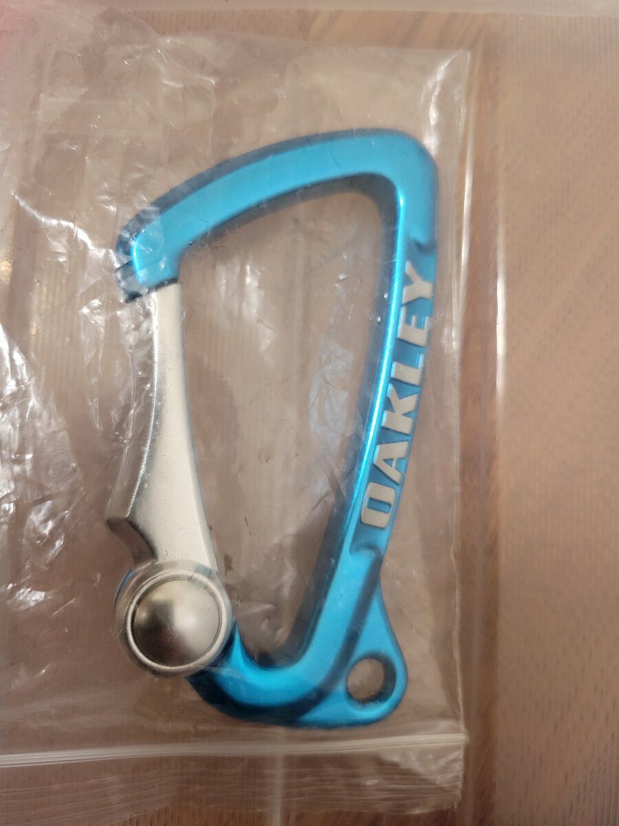 For Sale - Oakley Large Carabiner | Oakley Forum