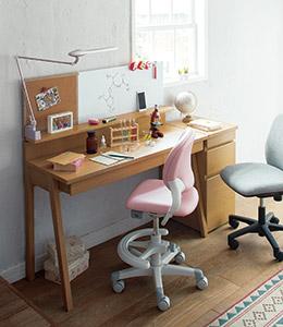 ニュースリリース | オカムラ2018年シーズン向けスタディデスクを発売