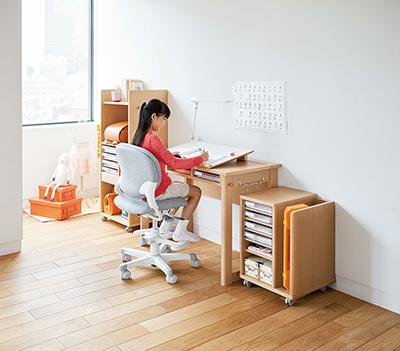 ニュースリリース | オカムラ2020年シーズン向けスタディデスクを発売