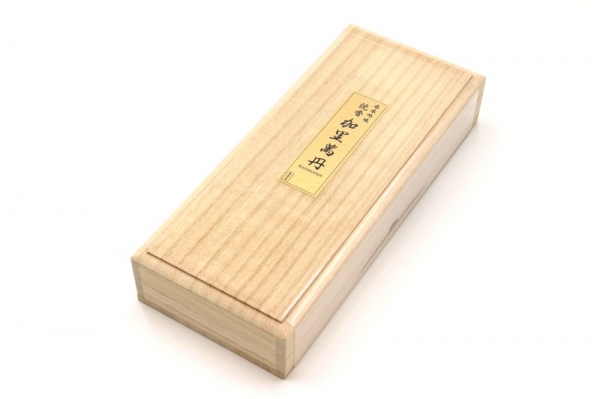 香木吟味 沈香 加里萬丹(カリマンタン)｜いつき