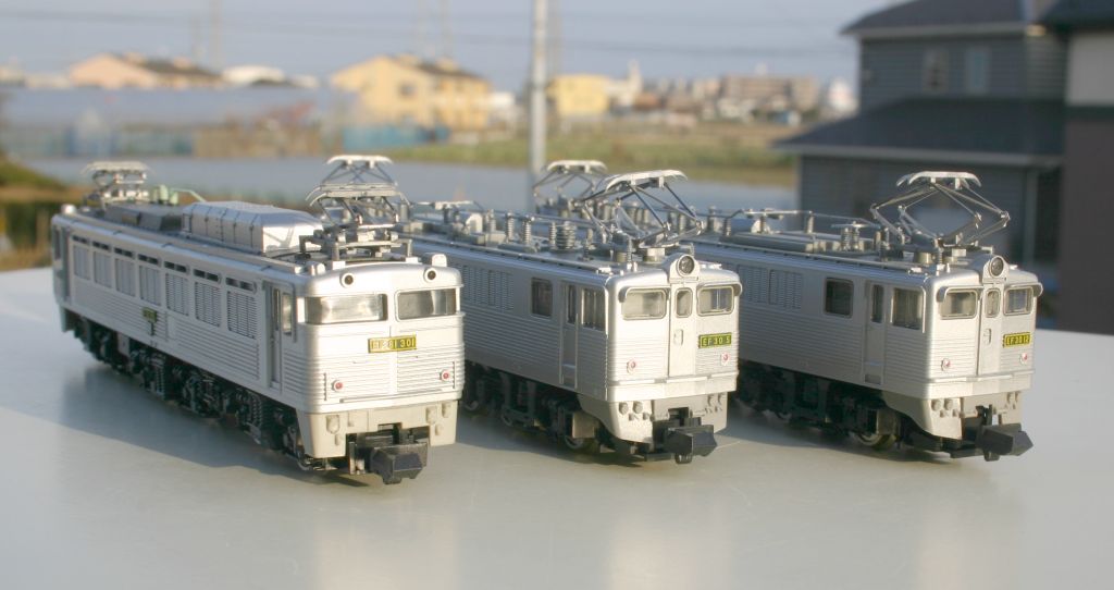 Nゲージ EF81形機関車(KATO、TOMIX) – 趣味の部屋
