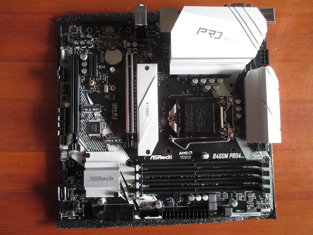 ASRock B460M Pro4 – 趣味の部屋