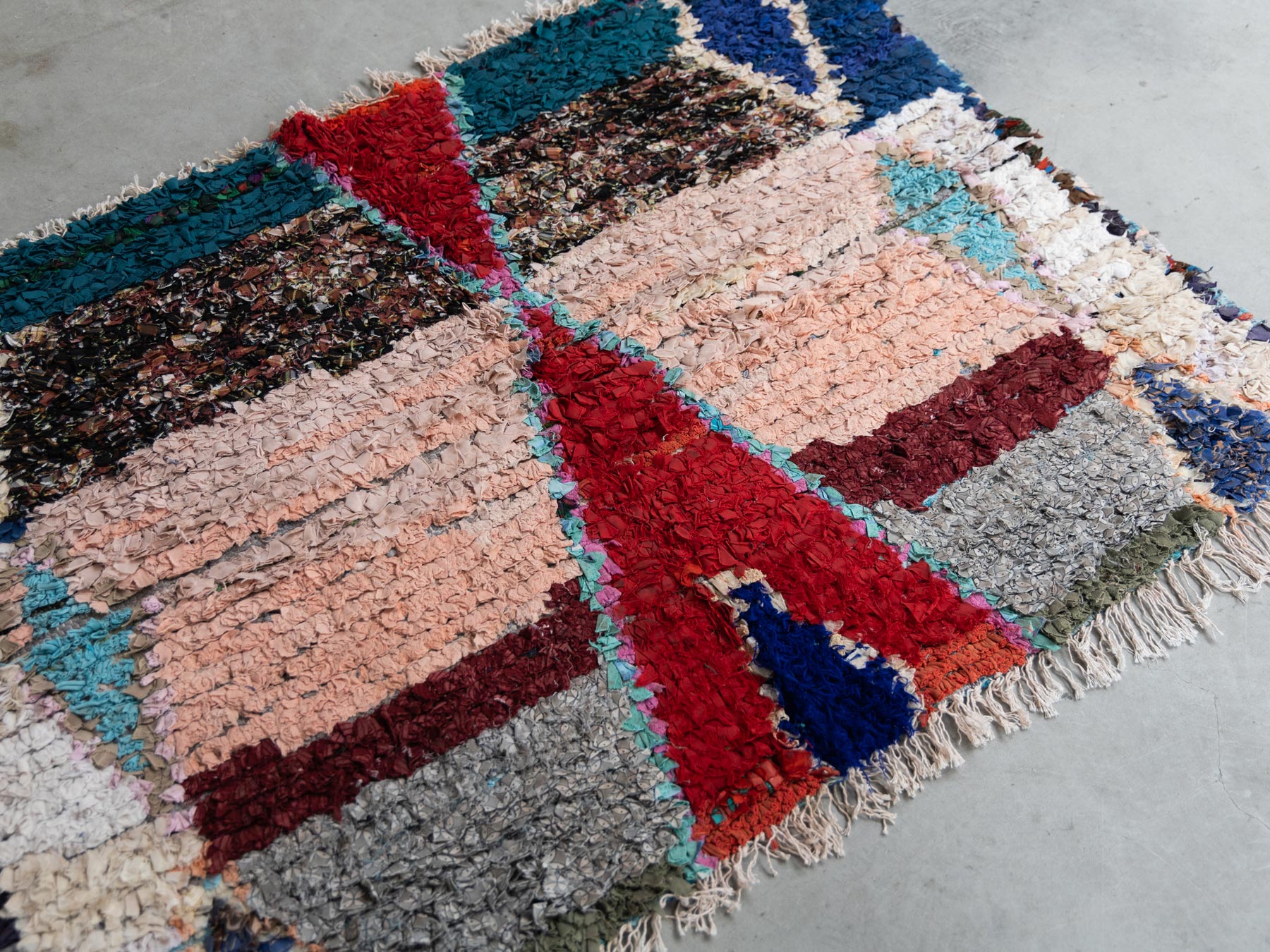 モロッコラグ・ミニボシャルウィット／I｜オルネ ド フォイユ公式