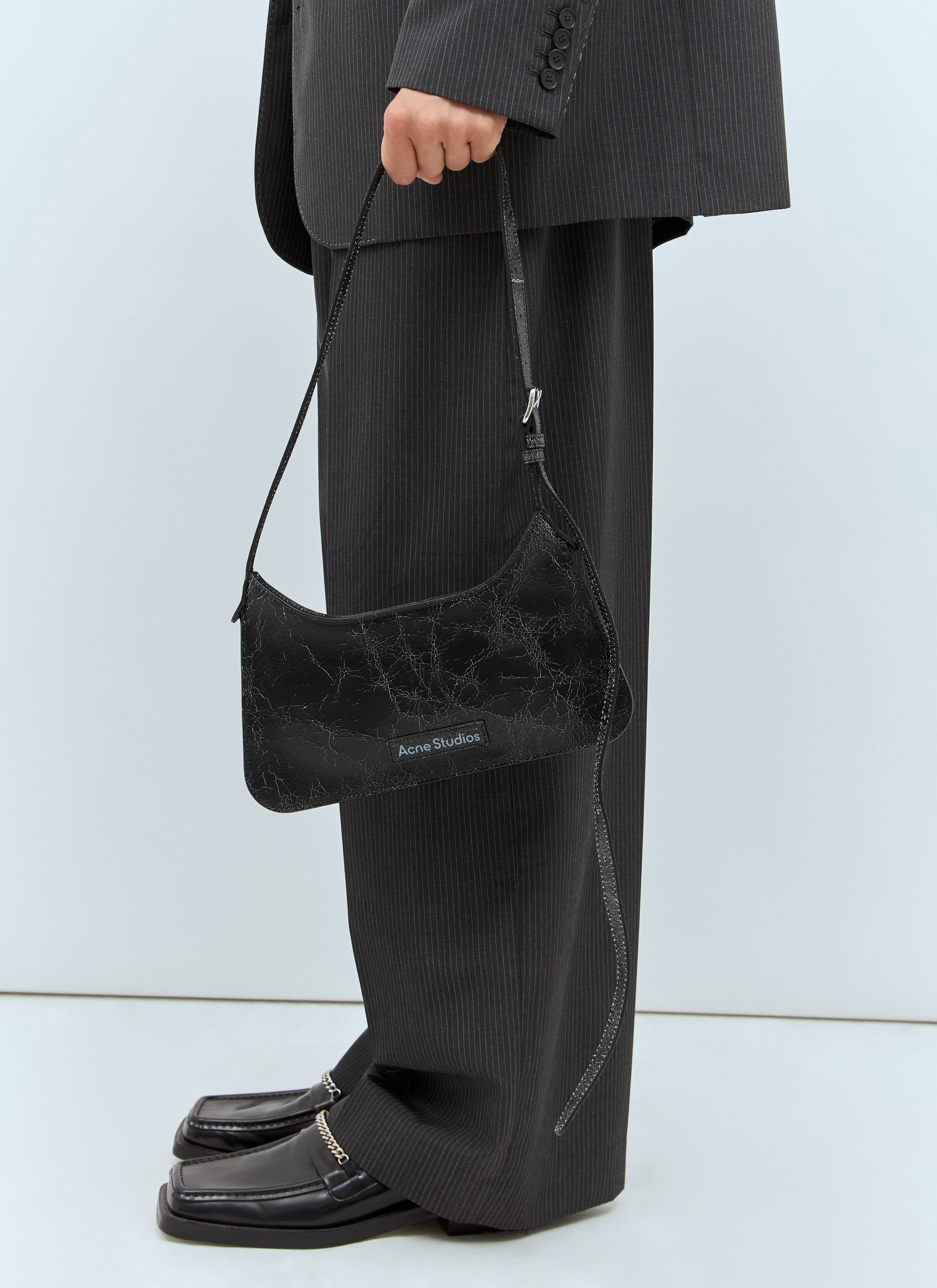 Acne Studios レディース プラットミニショルダーバッグ の ブラック