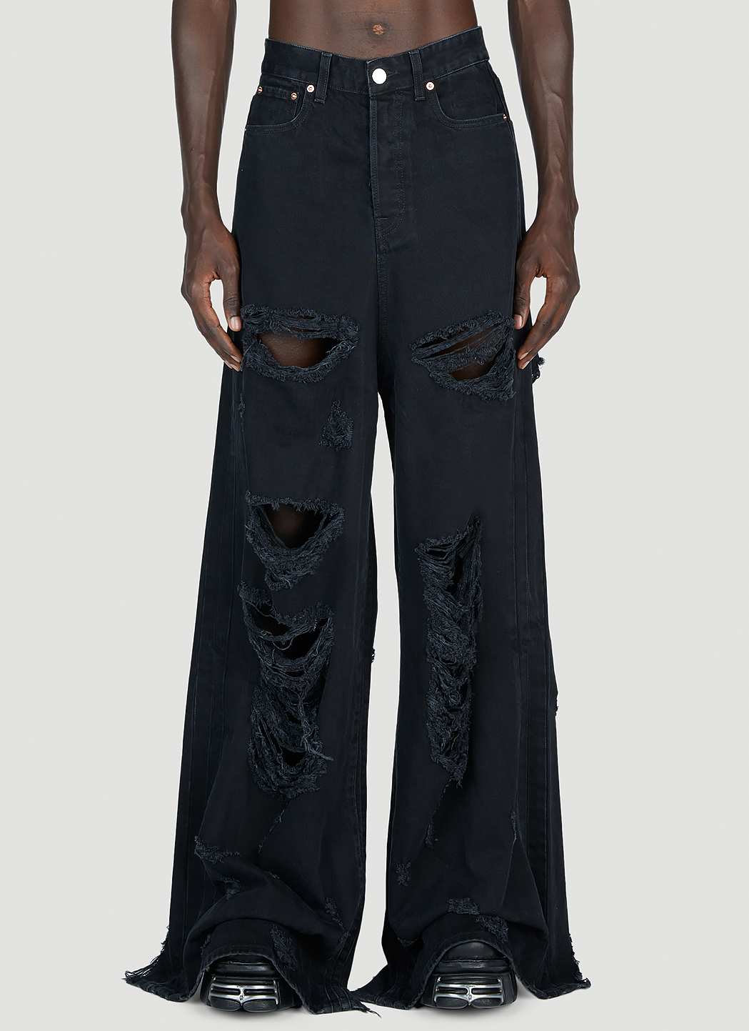 Vetements Men's' Destroyed Baggy Jeans in Black | LN-CC®
