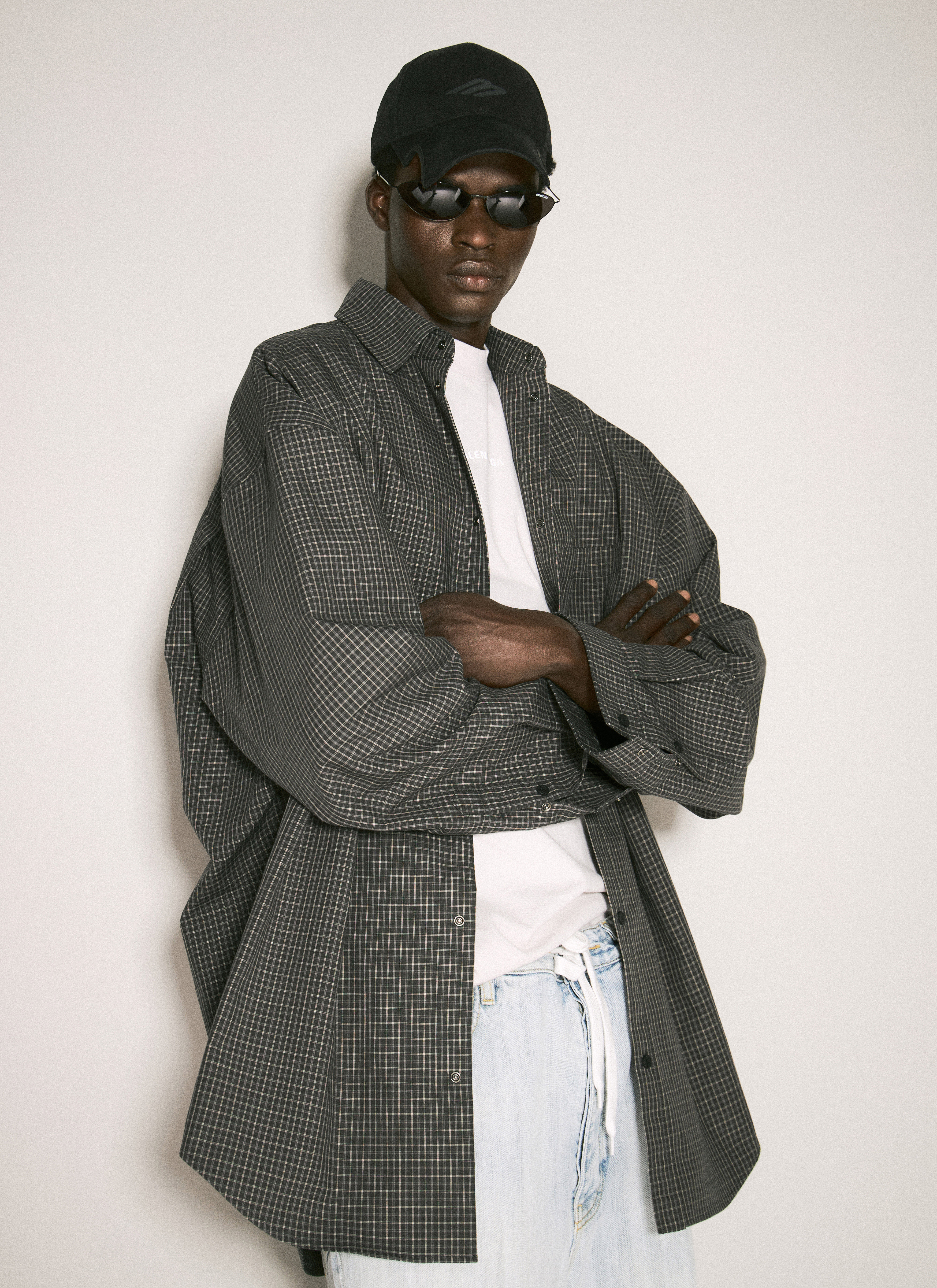 Balenciaga Men's' 3B Stencil Baseball Cap in Black | LN-CC®