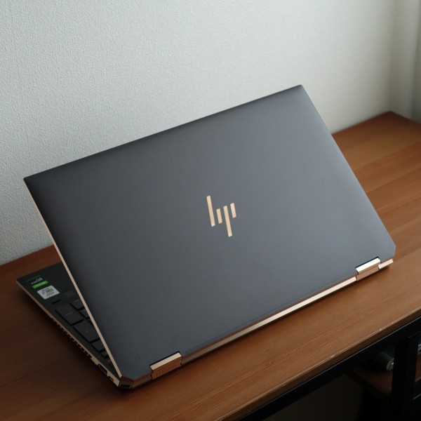 HP Spectre x360 15-eb実機レビュー｜HPパソコン比較購入ガイド