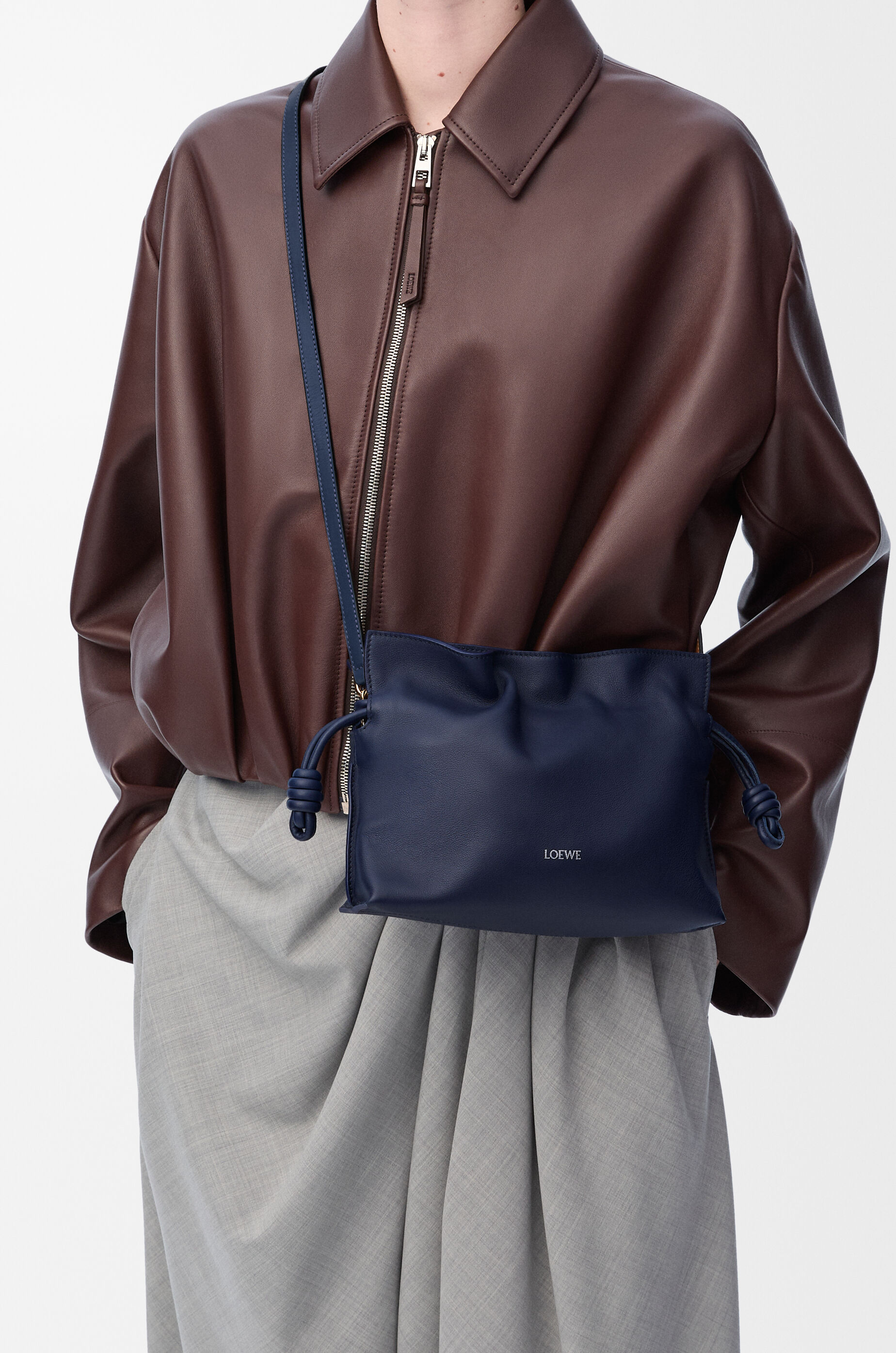 フラメンコクラッチ ミニ（ナパカーフ） ブルー - LOEWE Japan