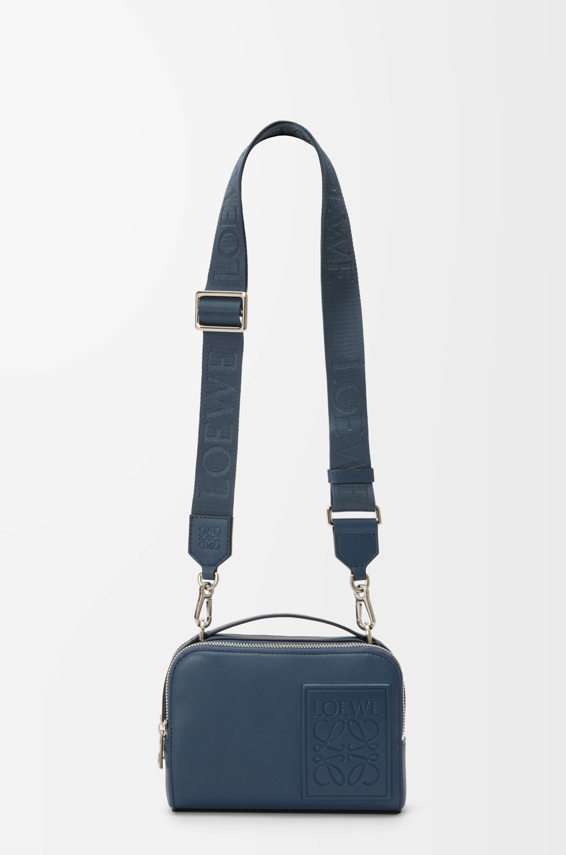 クロスボディ カメラバッグ ミニ（サテンカーフ） ブルー - LOEWE