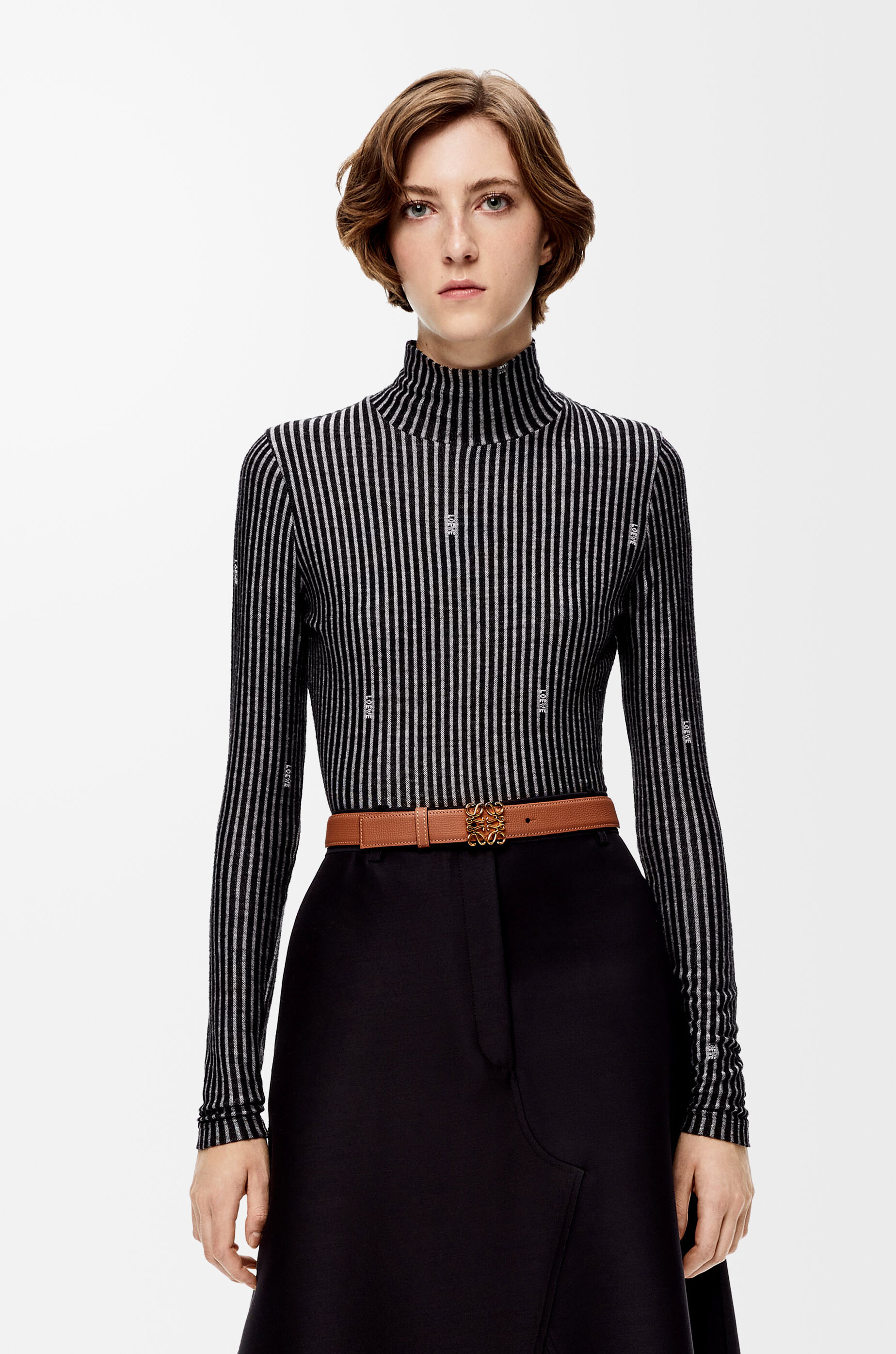 アナグラム ベルト (ペブルグレインカーフ) ブラウン - LOEWE Japan