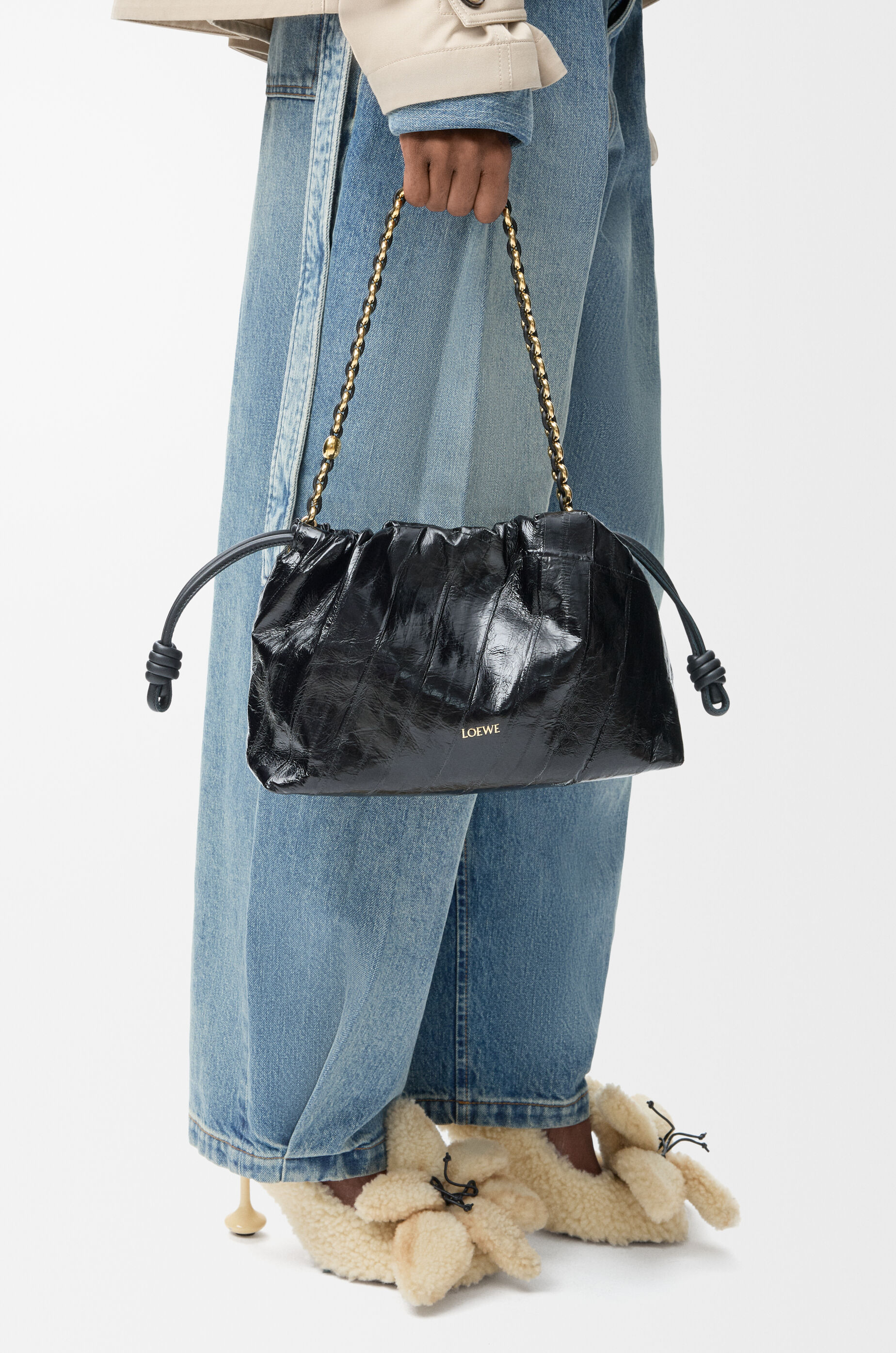 フラメンコパース ミディアム（ハグフィッシュ） ブラック - LOEWE