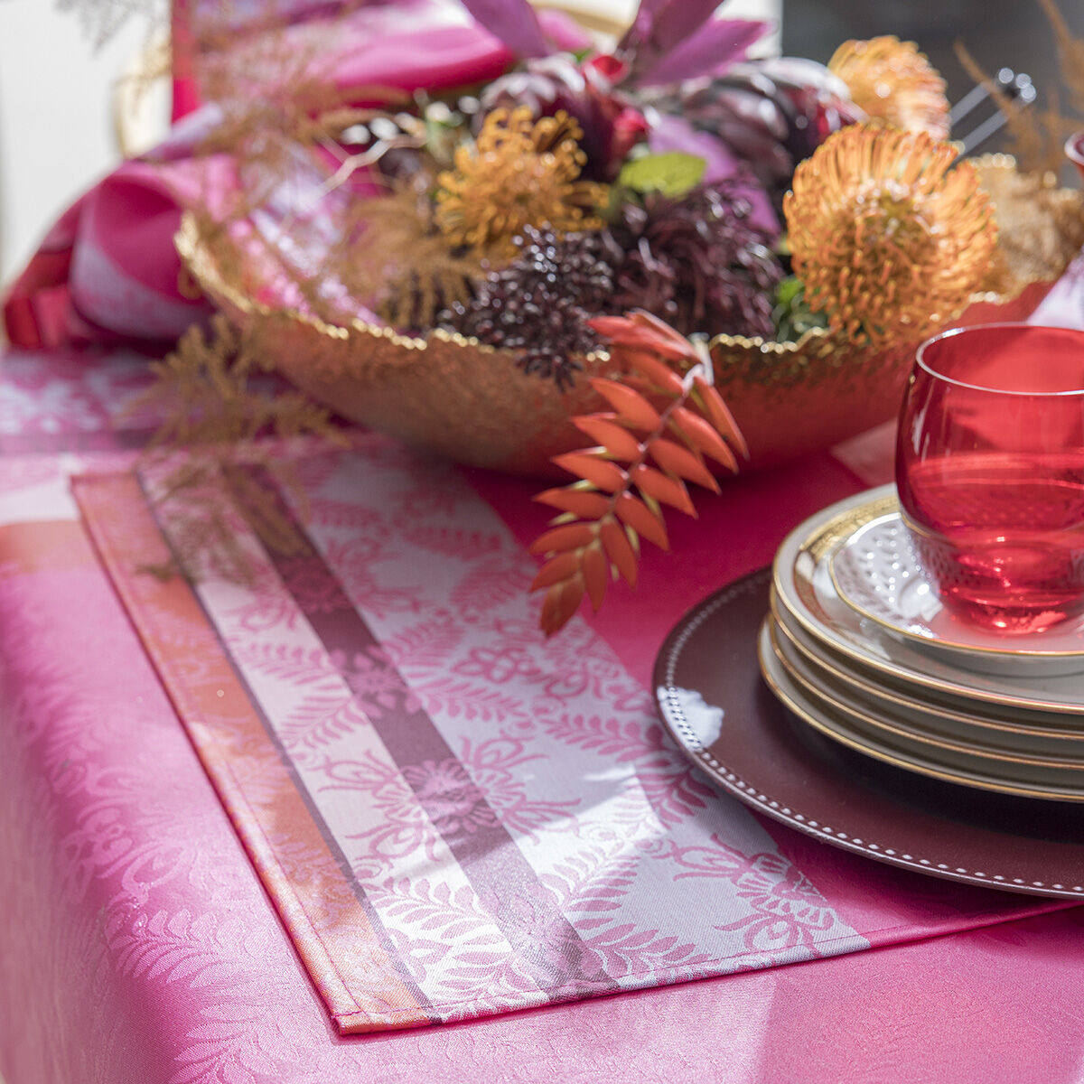 Coated placemat Mumbai Enduit Pink 50x36 100% cotton | Le Jacquard