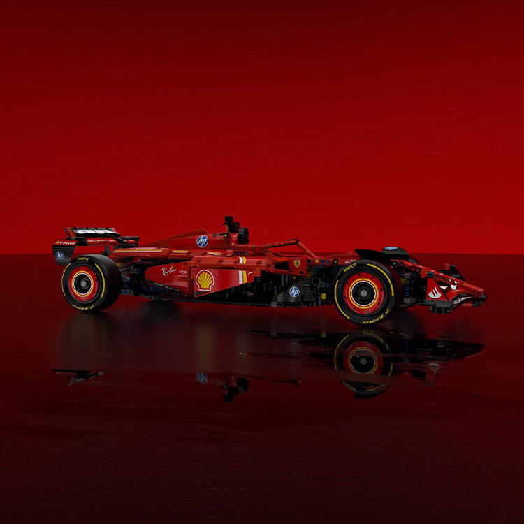 Ferrari SF-24 F1 Car 42207 | Technic™ | Buy online at the Official