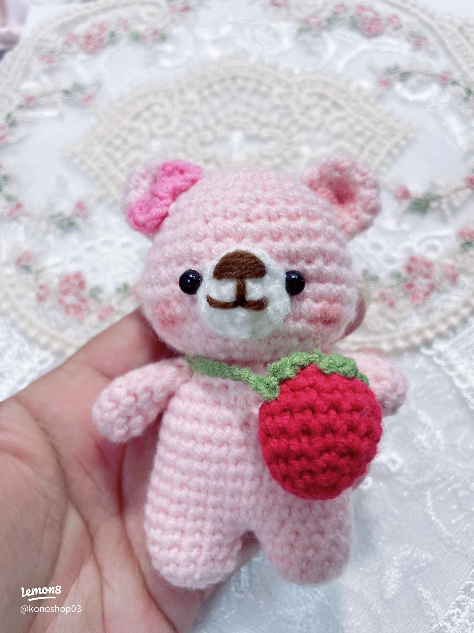 かわいいくまちゃんあみぐるみといちごポシェットの作り方