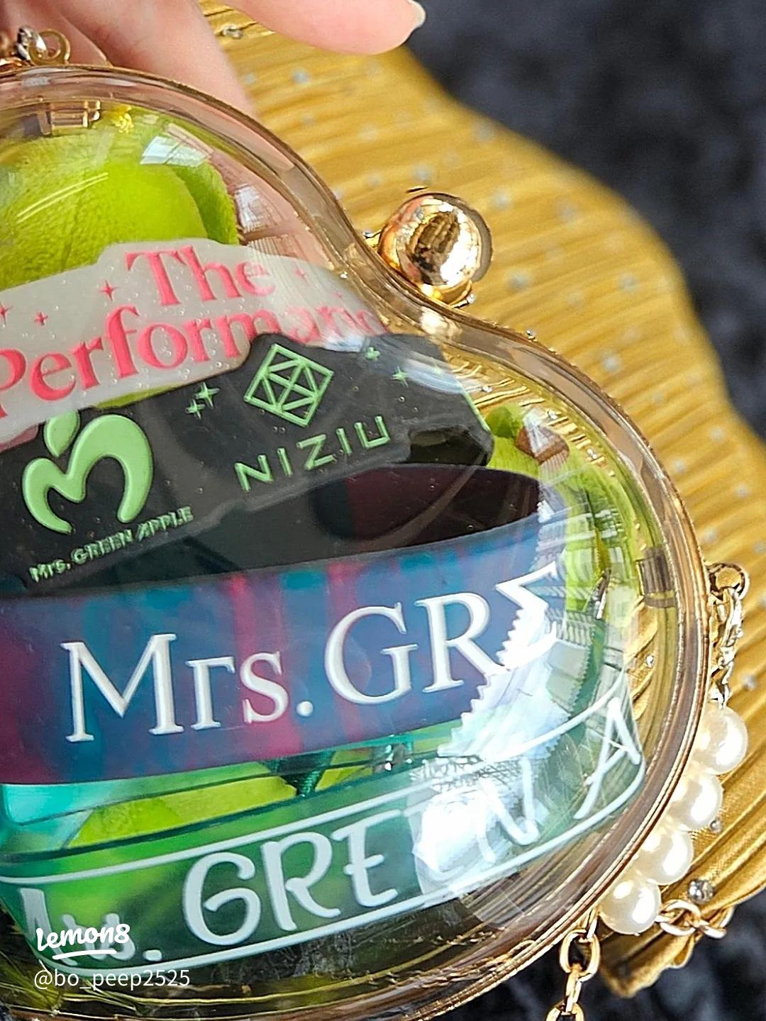 ミセスグリーンアップルのピンバッジコレクション2025春