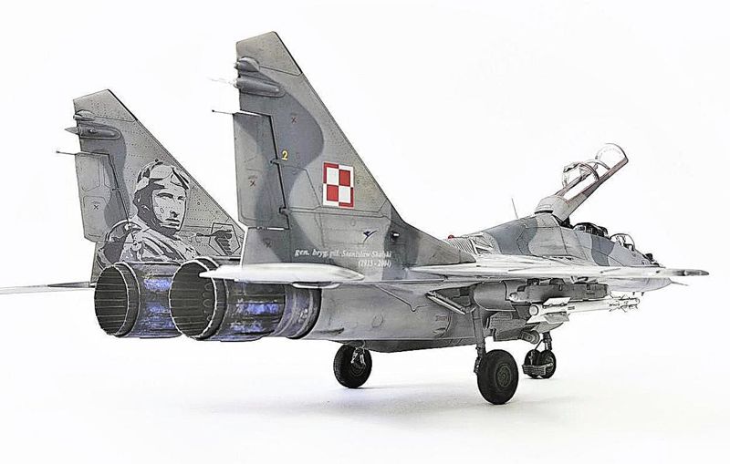 Trumpeter 1/32 MiG-29UB Fulcrum | Large Scale Planes